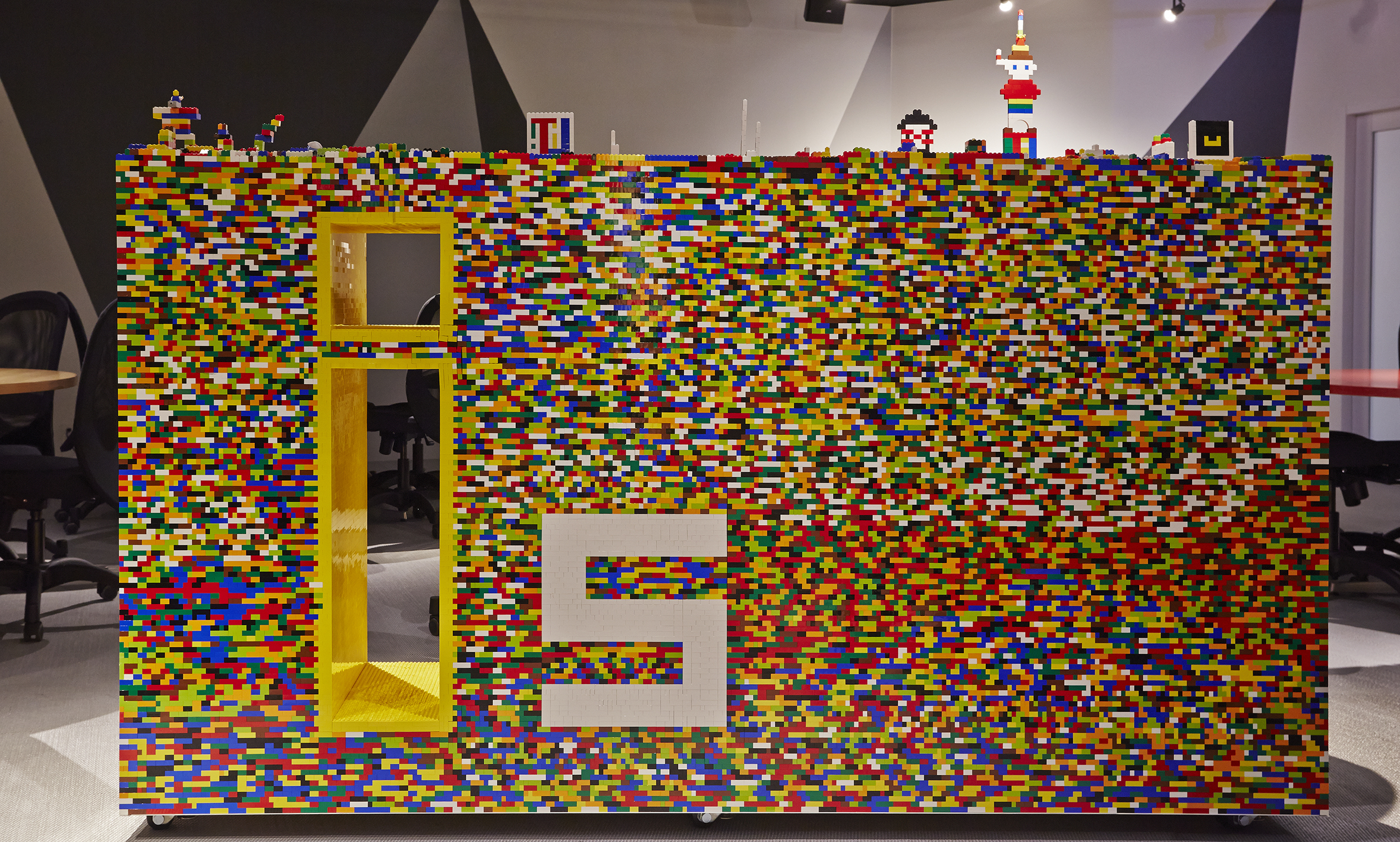 LEGO
