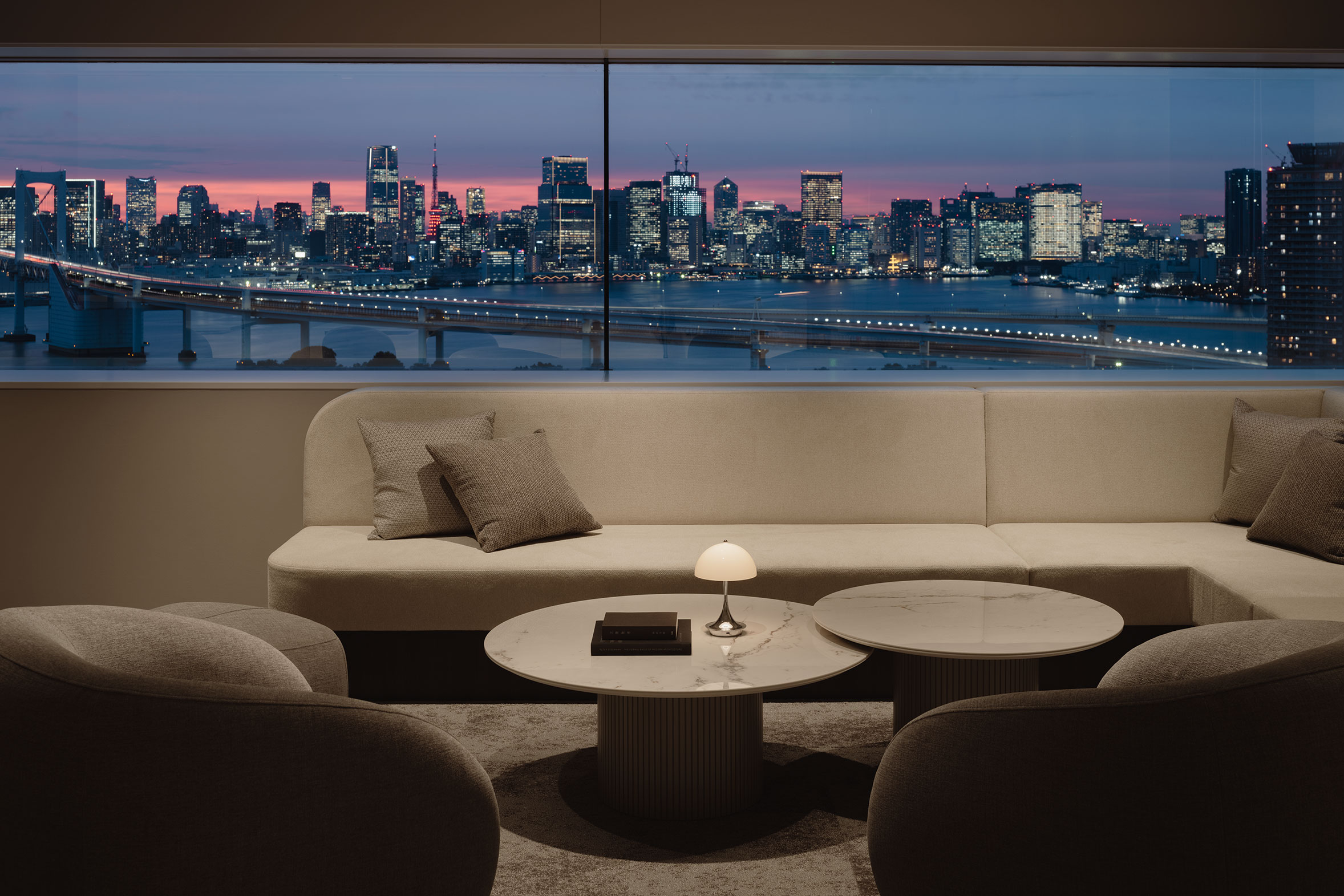 ソシオフューチャー