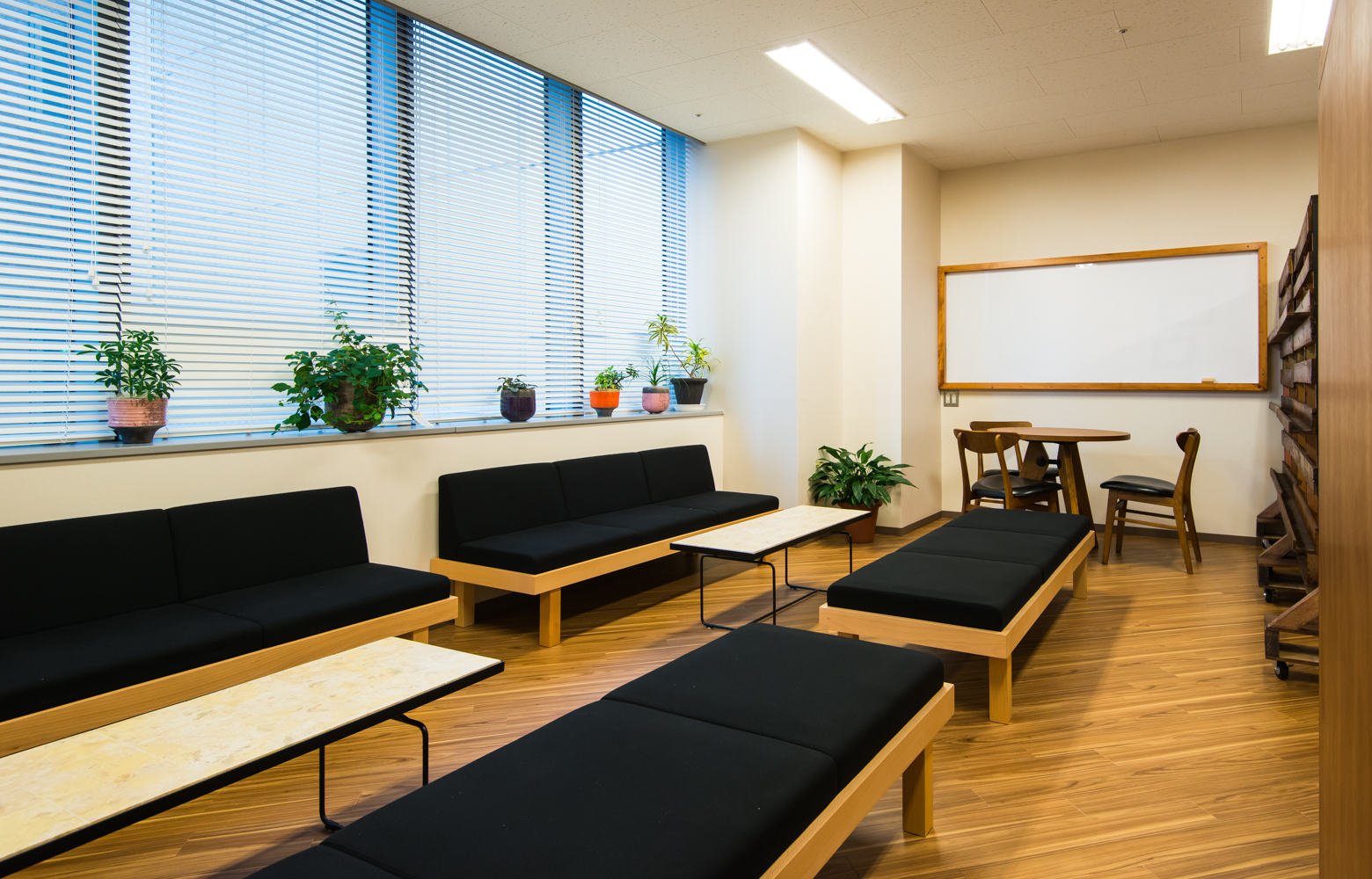東京医科歯科大学教育・公共機関のオフィスデザイン事例